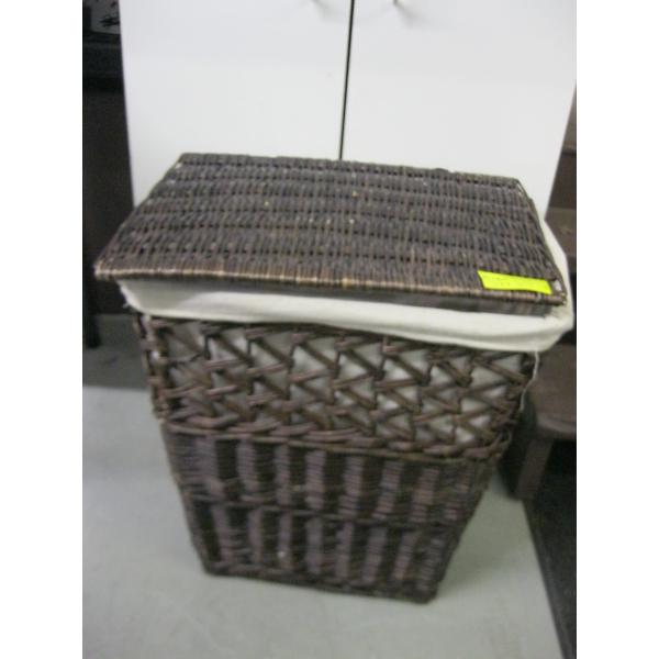 WICKER HAMPER