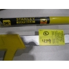 Image 2 : HACKSAW & A CROWBAR