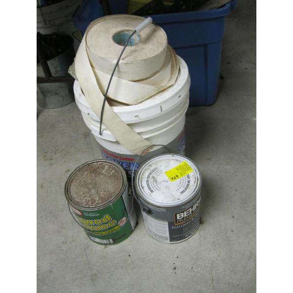 18.5L PAIL OF EGGSHELL WHITE PAINT & 2 NEW CANS OF PAINT