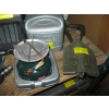 Image 1 : FOLDING SHOVEL & COLEMAN SINGLE BURNER STOVE