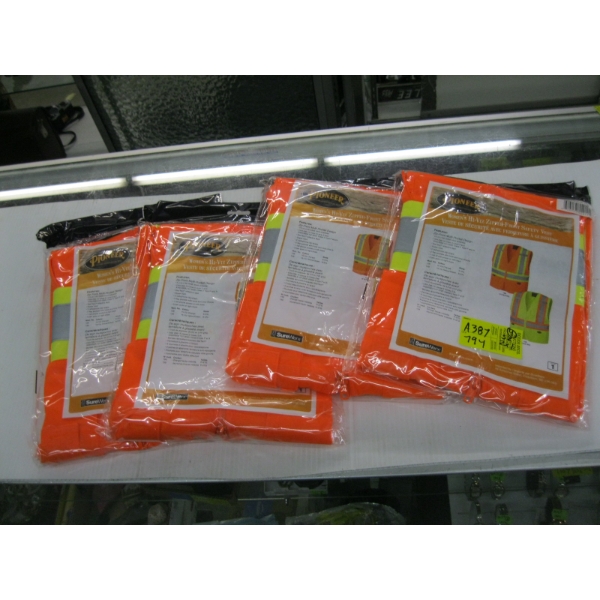 4 SZ 2XL WOMAN'S HIGH VIS SAFETY VEST