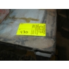 Image 3 : HEAVY STEEL FRAMED STEEL TOP TABLE ON CASTORS