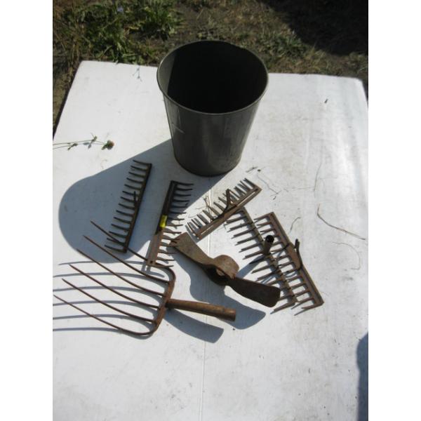 BUCKET W/ASST. RAKE ENDS, PIC END, ETC.