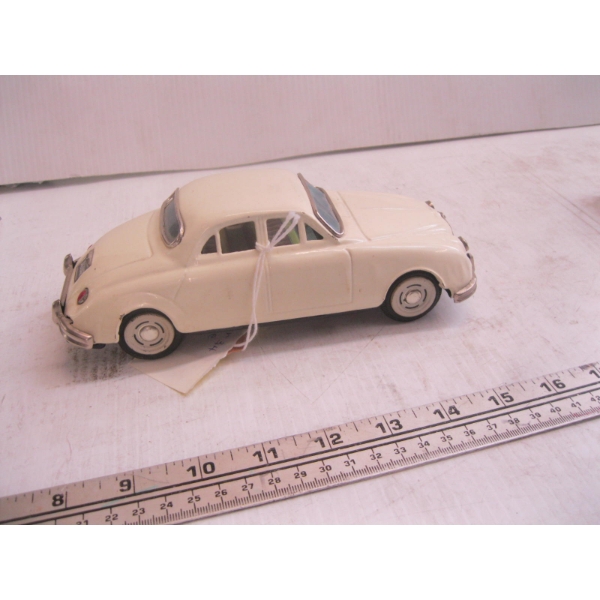 BANDAI JAPANESE JAGUAR 3.4 CAR