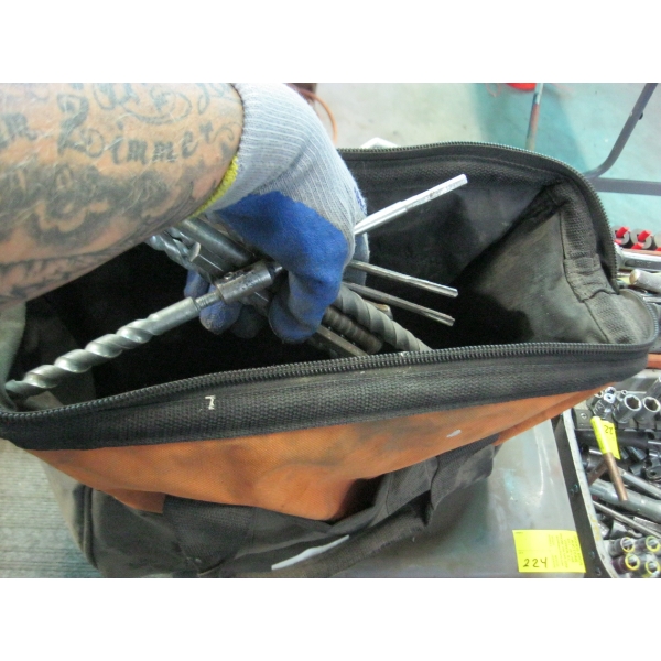 BAG W/ASST. DRILL BITS