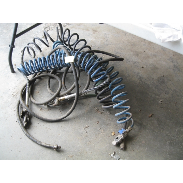 LOT OF AIR LINES FOR TRUCK & A TRAILER PLUG FOR TRUCK