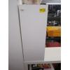 Image 2 : 2 SINGLE DOOR WHITE CABINETS