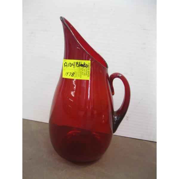 RED BLENKO GLASS VASE