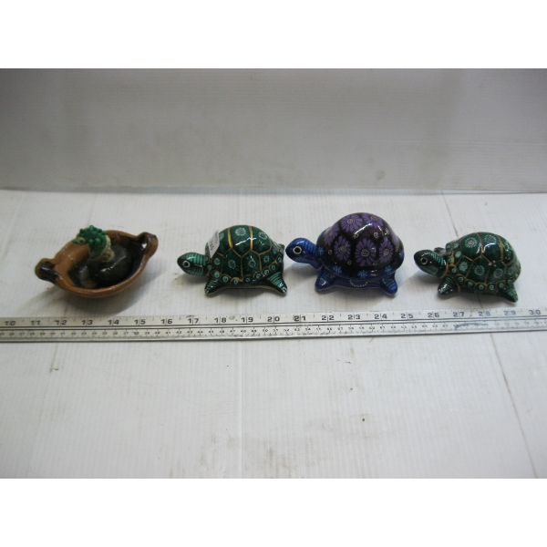 3 TURTLES & 2 SMALL CERAMIC FIGURINES