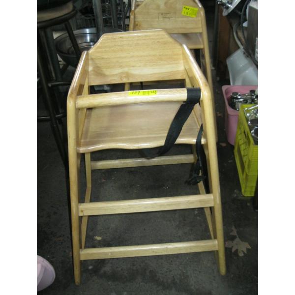WOODEN COMMERCIAL HIGHCHAIR