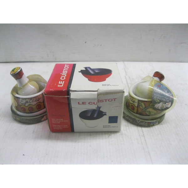 3 SM. MORTAR & PESTLES