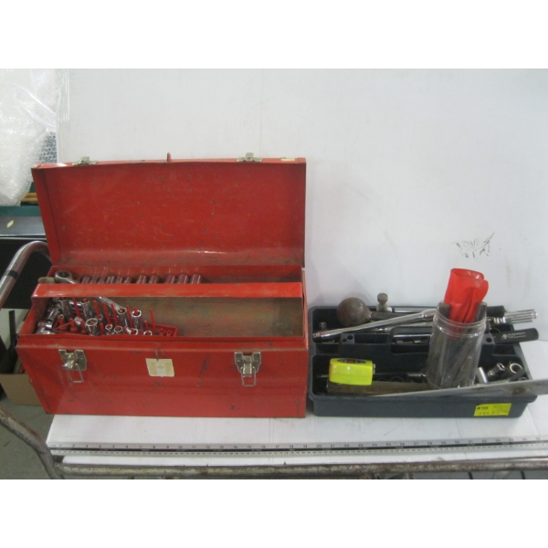 RED TOOLBOX & FLAT OF TOOLS