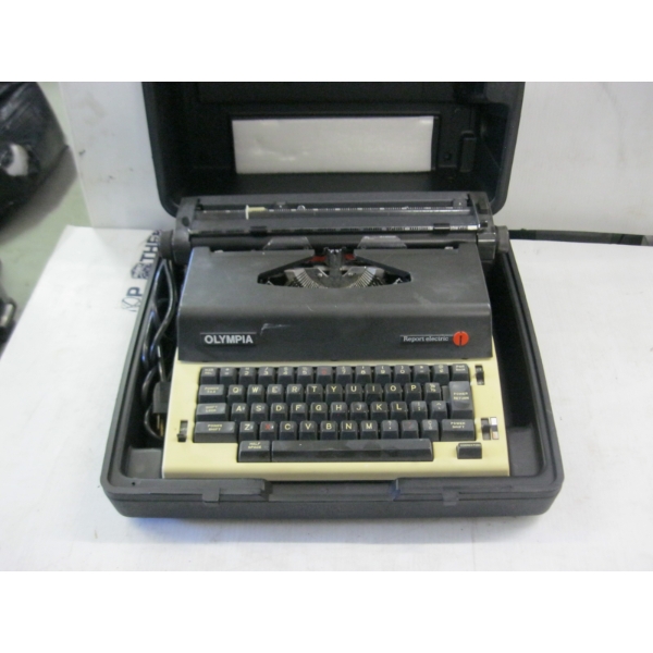 OLYMPIA TYPEWRITER IN CASE