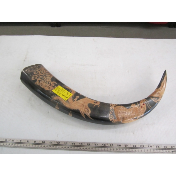 CARVED HORN