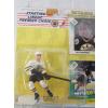 Image 4 : 3 HOCKEY FIGURINES - STARTING LINEUP