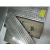 Image 3 : 4 DRAIN TRAYS & 2 CAULKING GUNS