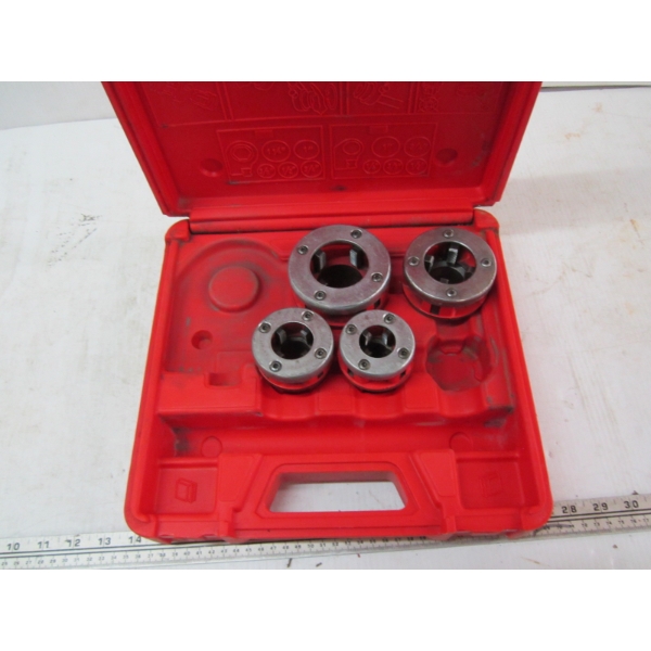 RATCHET PIPE THREADER KIT - NOT COMPLETE
