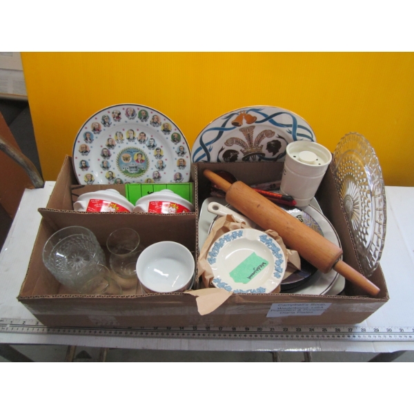 MISC. COLLECTABLES - CAMPBELL SOUP BOWLS, WEDGEWOOD, ETC.