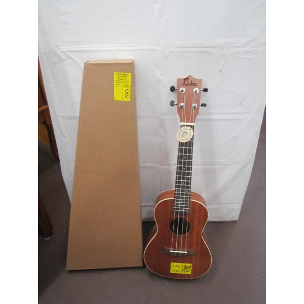 NEW ALOHA UKULELE W/BOX