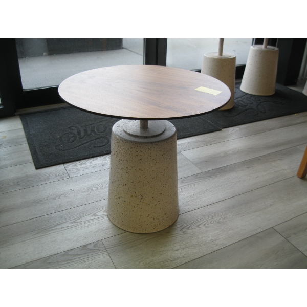 ROUND WOOD TOP METAL BASE OCCASIONAL TABLE