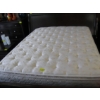 Image 1 : QUEEN SIZE PILLOW TOP MATTRESS & BOXSPRING