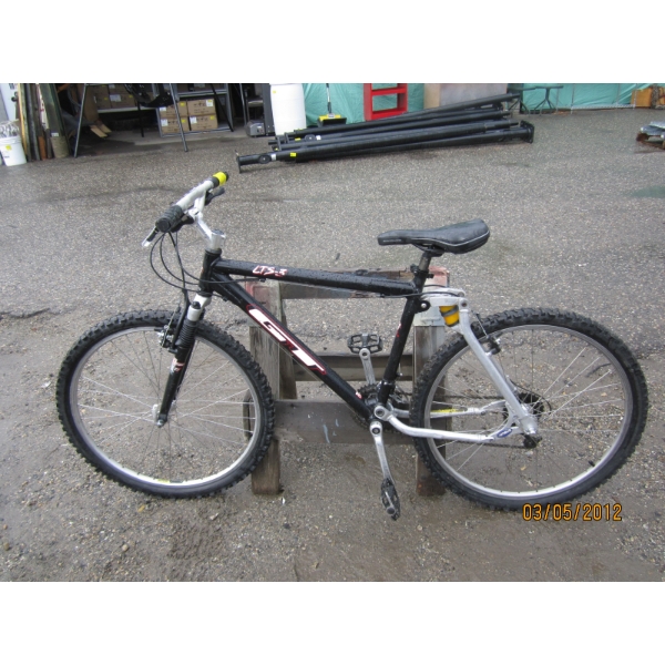 GT LTS3 FULL SUSPENSION MOUNTAIN BIKE