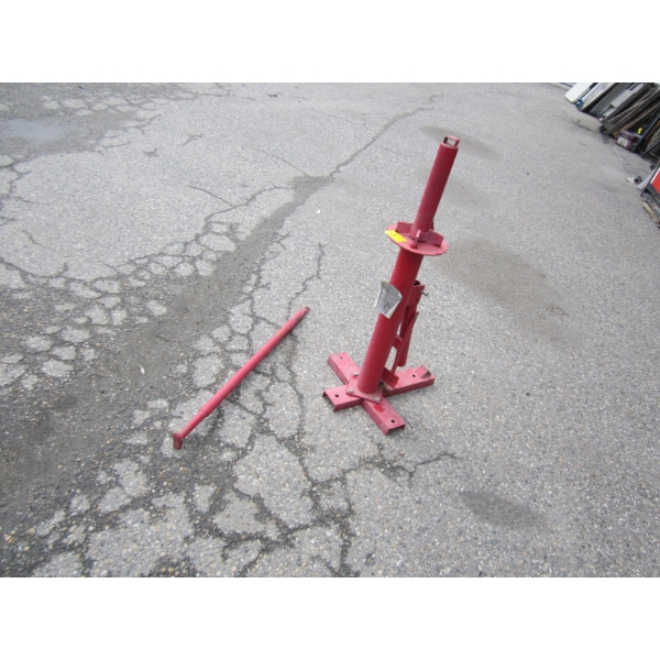 RED TIRE CHANGER