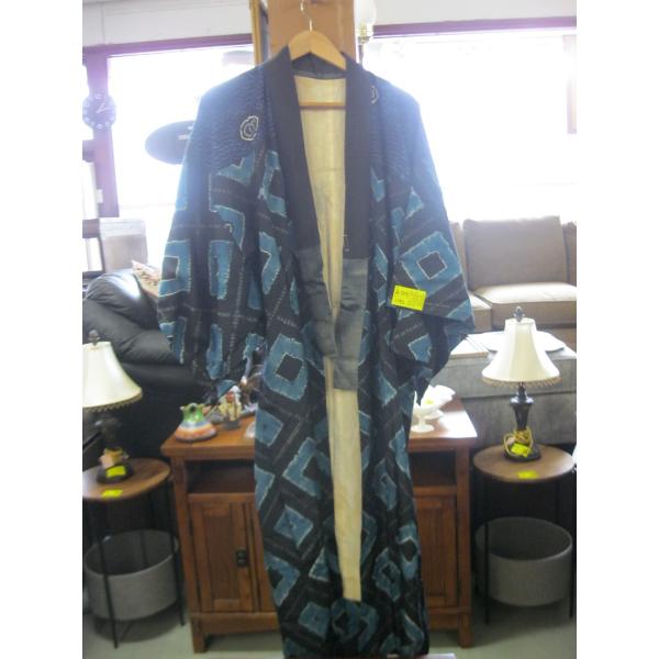 KIMONO