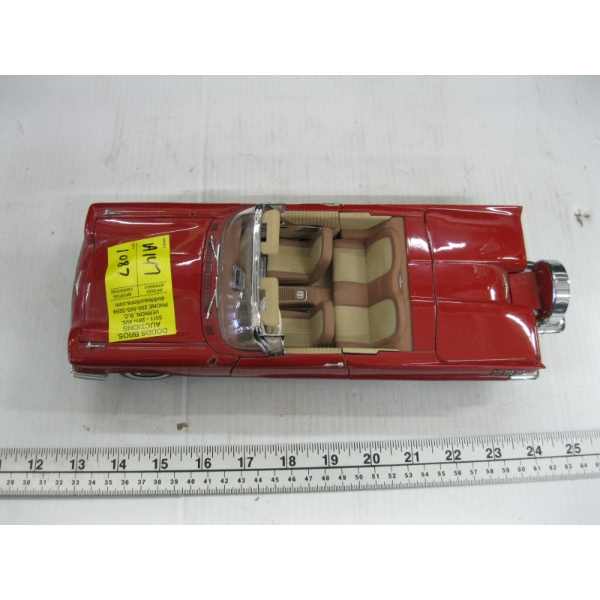 1960 THUNDERBIRD DIECAST CONVERTIBLE CAR