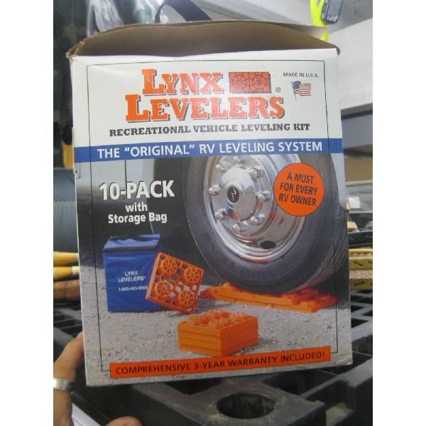 SET OF LYNX LEVELERS