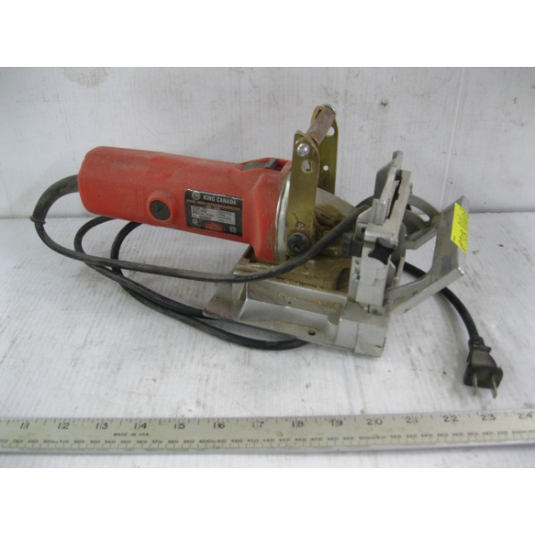 BISCUIT CUTTER