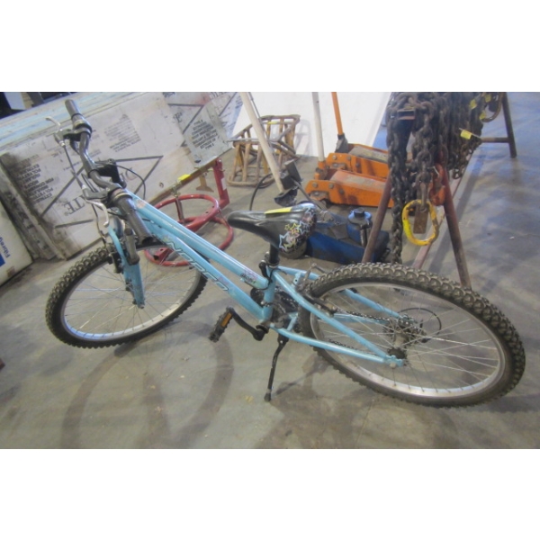 NORCO FRONT SUSPENSION MOUNTAIN BIKE