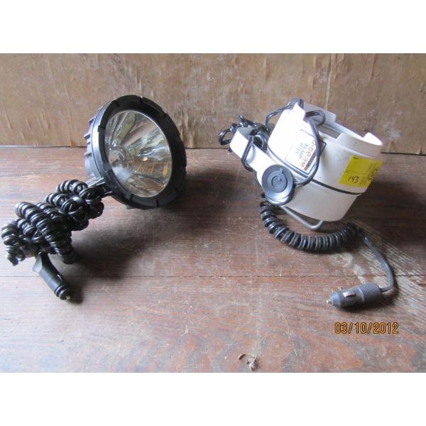 MARINE LIGHT & HANDHELD SPOTLIGHT