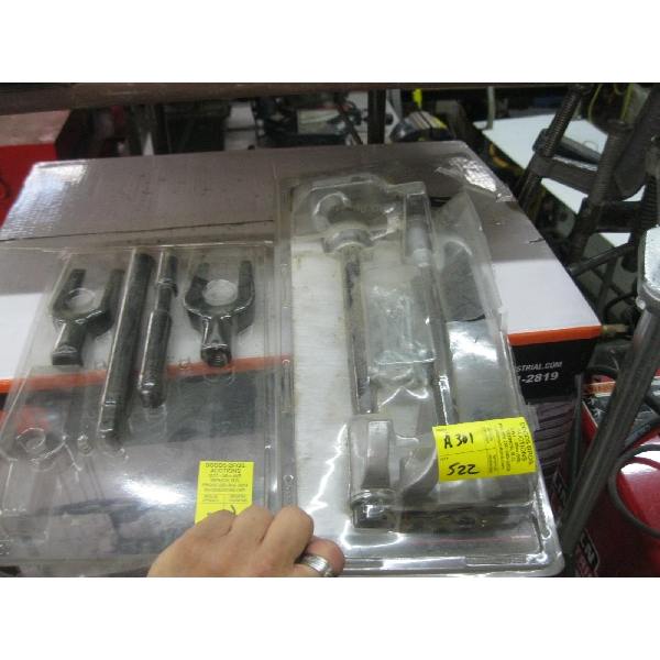 STRUT SPRING COMPRESSOR & BALL JOINT REMOVER TOOLS
