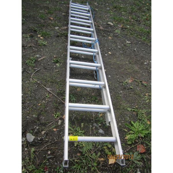 20' ALUMINUM EXTENSION LADDER