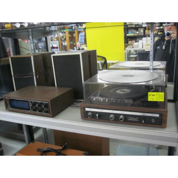 LLOYDS TURNTABLE STEREO UNIT W/SPEAKERS, ETC.