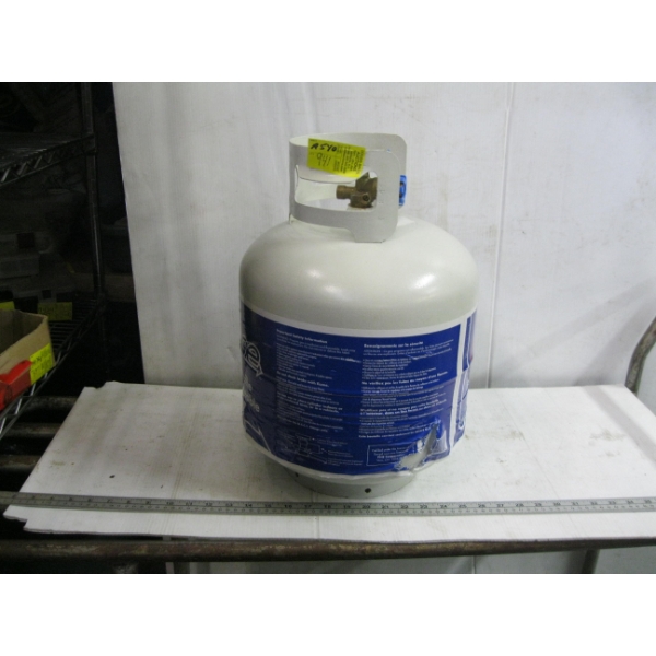 FULL PROPANE TANK