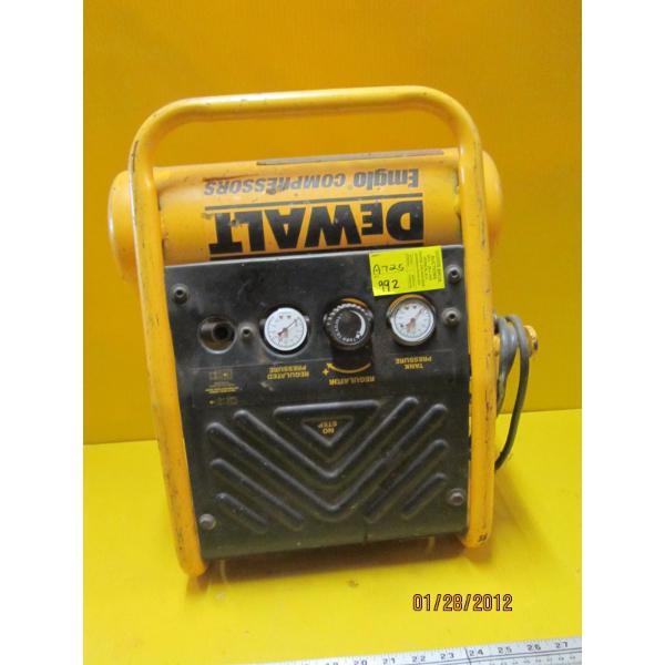 DEWALT COMPRESSOR