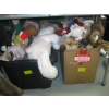 Image 1 : 2 BOXES OF STUFFED ANIMALS