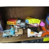 Image 1 : 4 TRUCKS