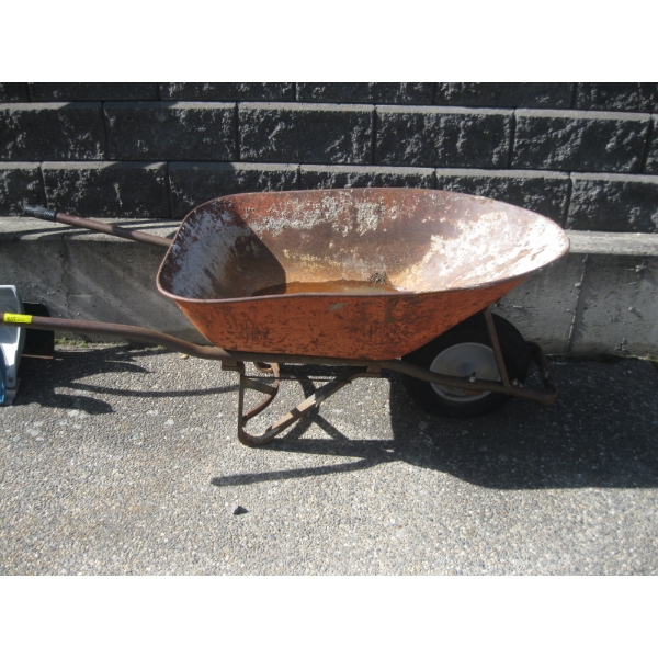WHEELBARROW - NEEDS NEW TIRE
