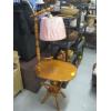 Image 2 : FLOOR LAMP TABLE