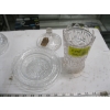 Image 3 : 4 PIECES OF VINTAGE GLASSWARE