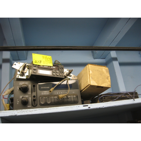 AUTO CASSETTE PLAYER & RADIO