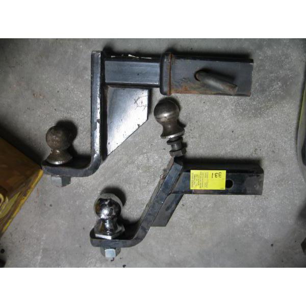2 RECEIVER TRAILER HITCHES W/BALLS