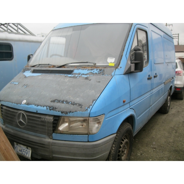 1995 MERCEDES SPRINTER VAN, 261,000KMS