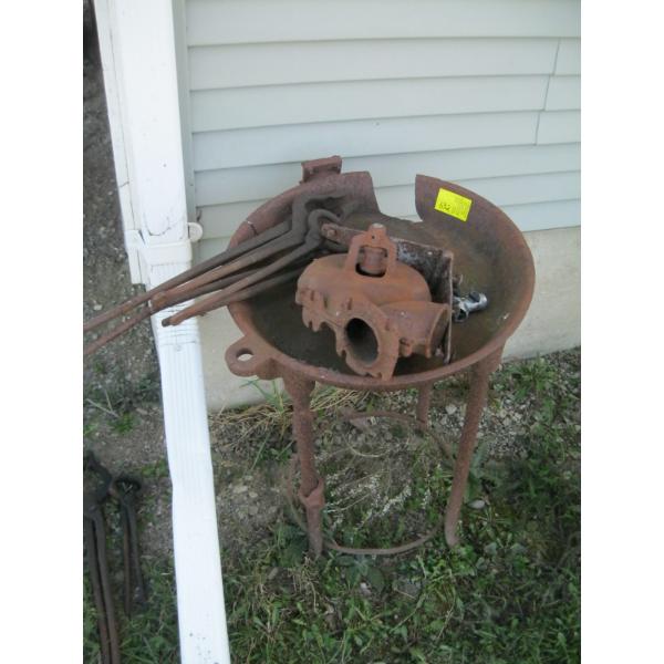 FORGE TOOLS W/BLOWER & FORGE TRAY