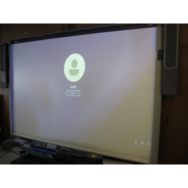 SMART LAPTOP PROJECTOR W/SMART BOARD & ASST. ACCESS.