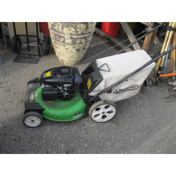LAWNBOY GAS MOWER