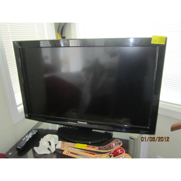 PANASONIC 37" TV